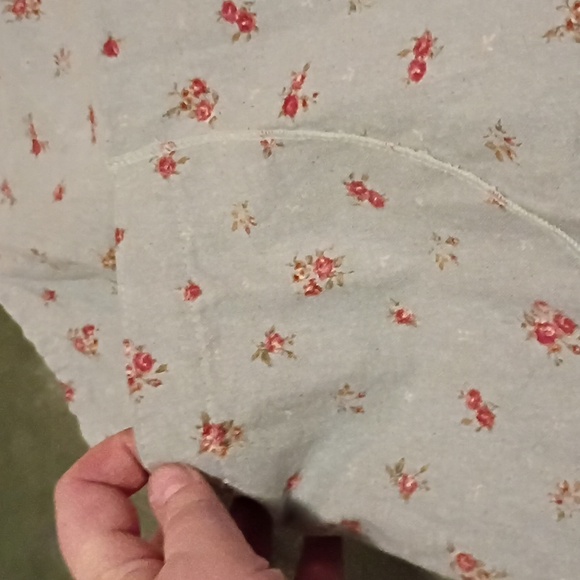 Women's Dress, Apron with Pockets. By Hearts Desire - Picture 3 of 6